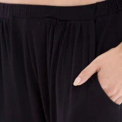 Pantaloni Da Donna Obey Onyx Pant Wo's Black 8 Pantaloni Da Donna Obey Onyx Pant Wo's Black -Negozio Di Pattini obey onyx pant wo s black 4