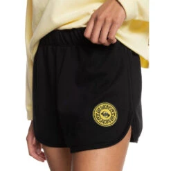 Pantaloncino Quiksilver Shorts Felpato Flying Over Black 12 Pantaloncino Quiksilver Shorts Felpato Flying Over Black -Negozio Di Pattini quiksilver shorts felpato flying over short black 3