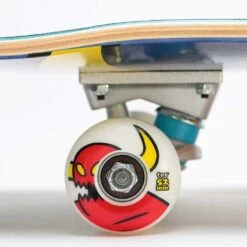 Skateboard Completo Toy Machine Fists Woodgrain Green 7.75'' -Negozio Di Pattini skateboard toy machine vice monster 7 75 3